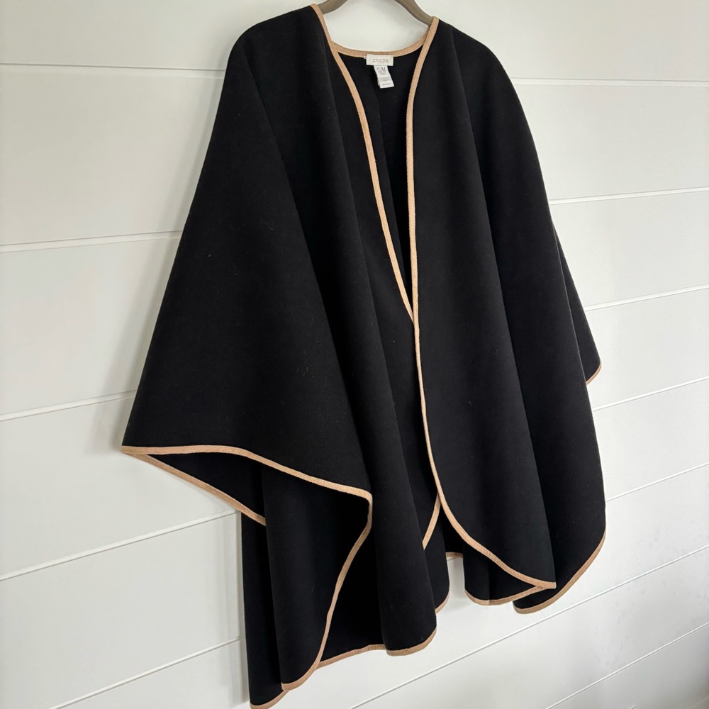 Chico's Elegant Black Cape with Camel Edging Size S/M Oversized - Picture 4 of 10